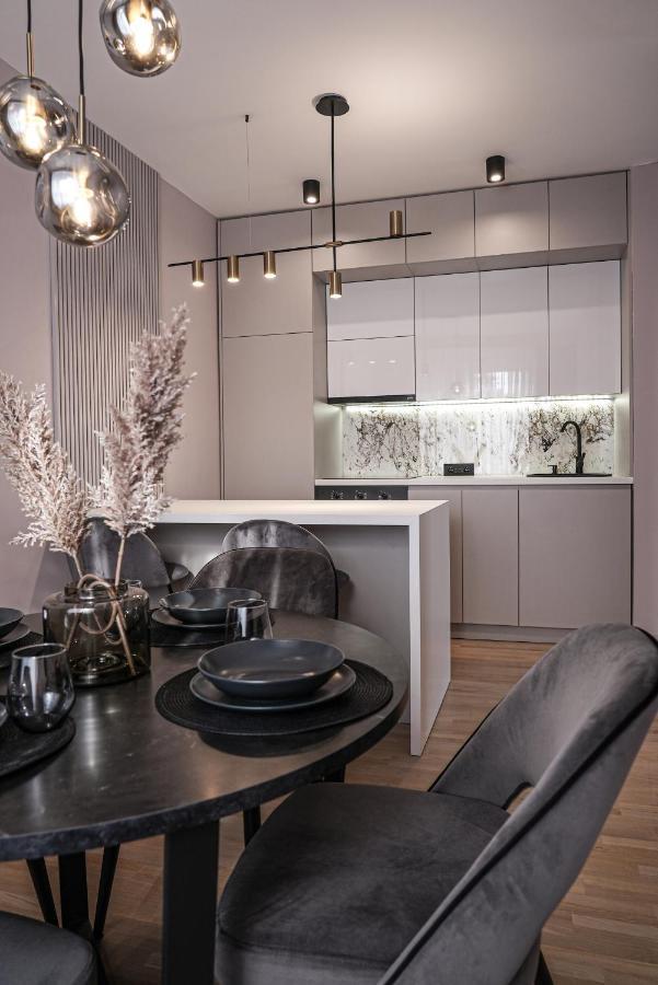 Zest Residence Kragujevac Esterno foto
