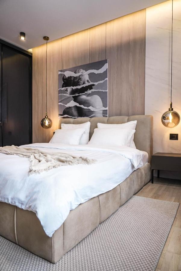 Zest Residence Kragujevac Esterno foto