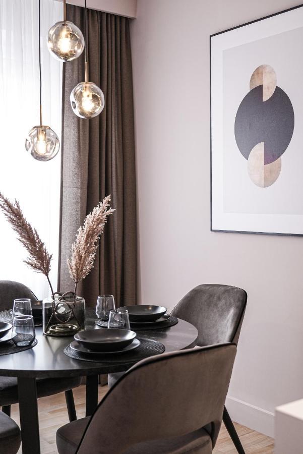 Zest Residence Kragujevac Esterno foto