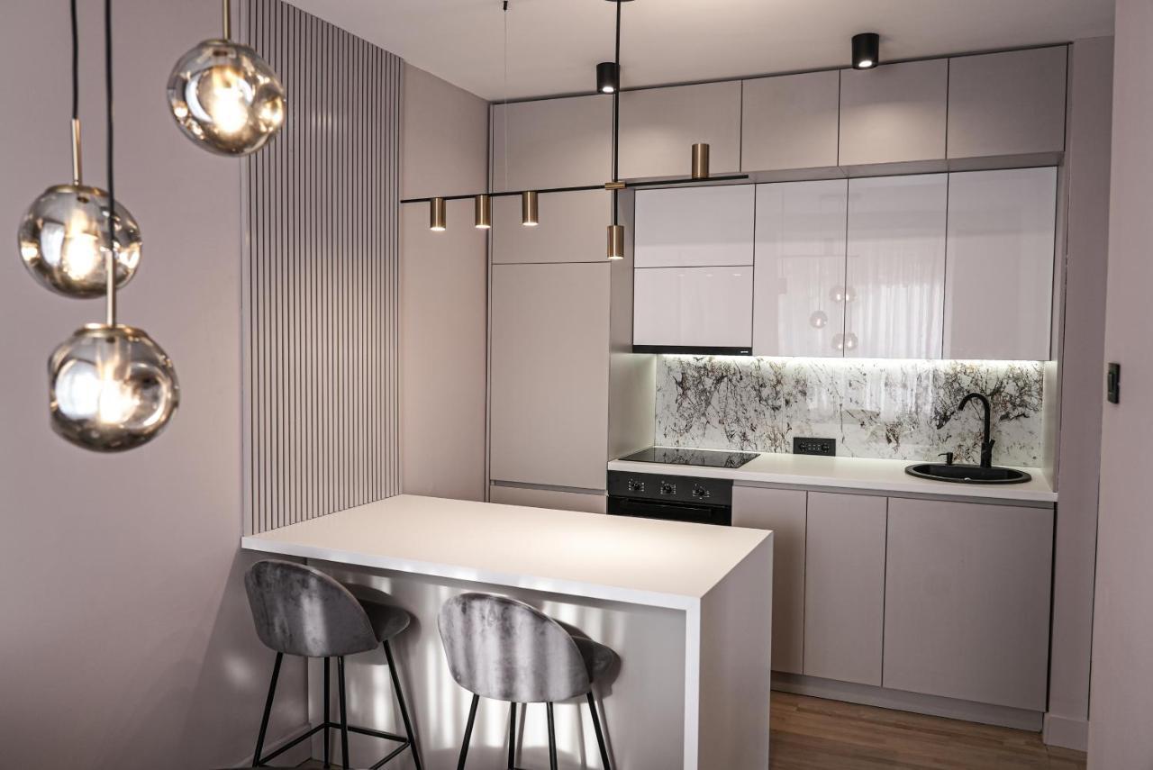 Zest Residence Kragujevac Esterno foto