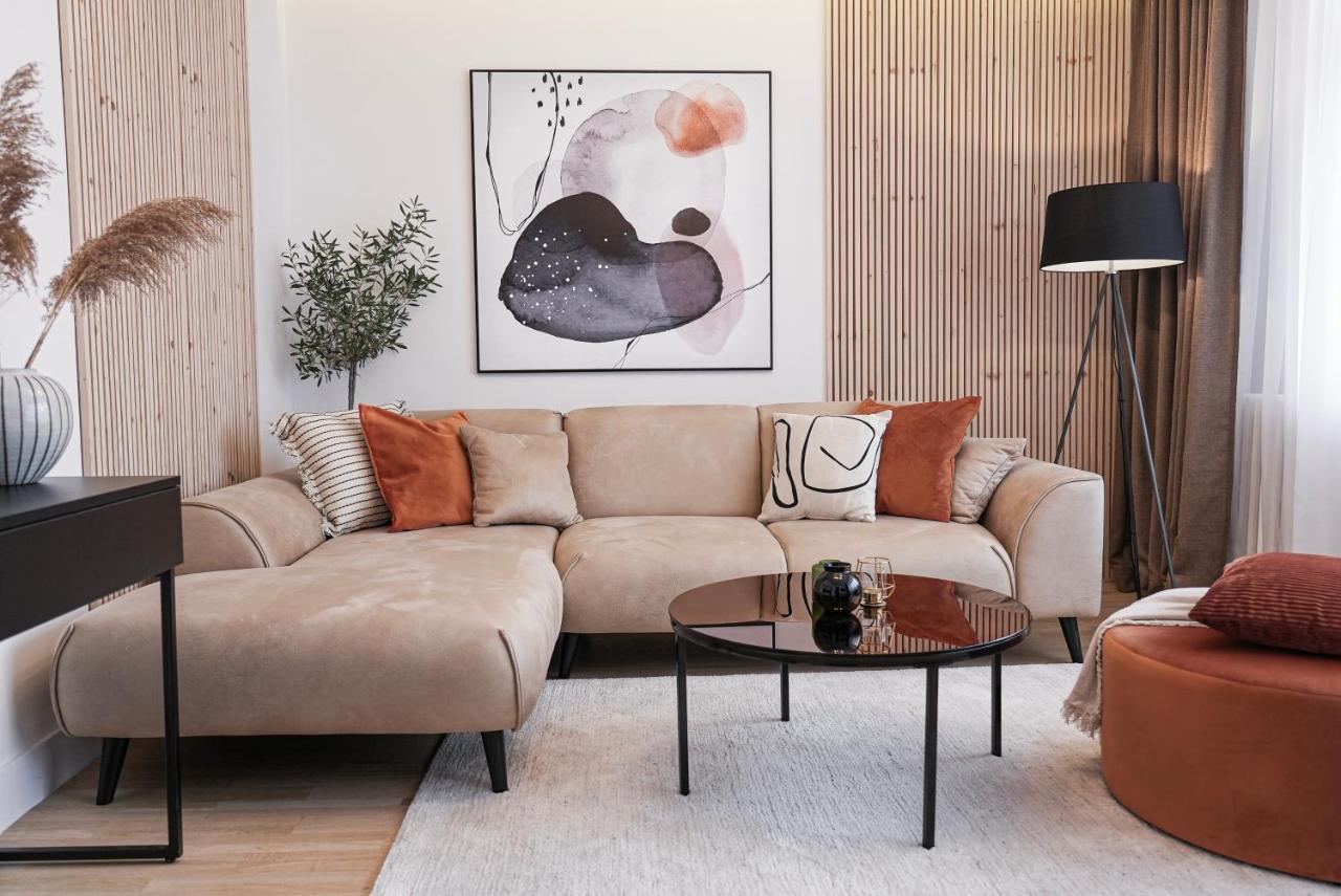 Zest Residence Kragujevac Esterno foto
